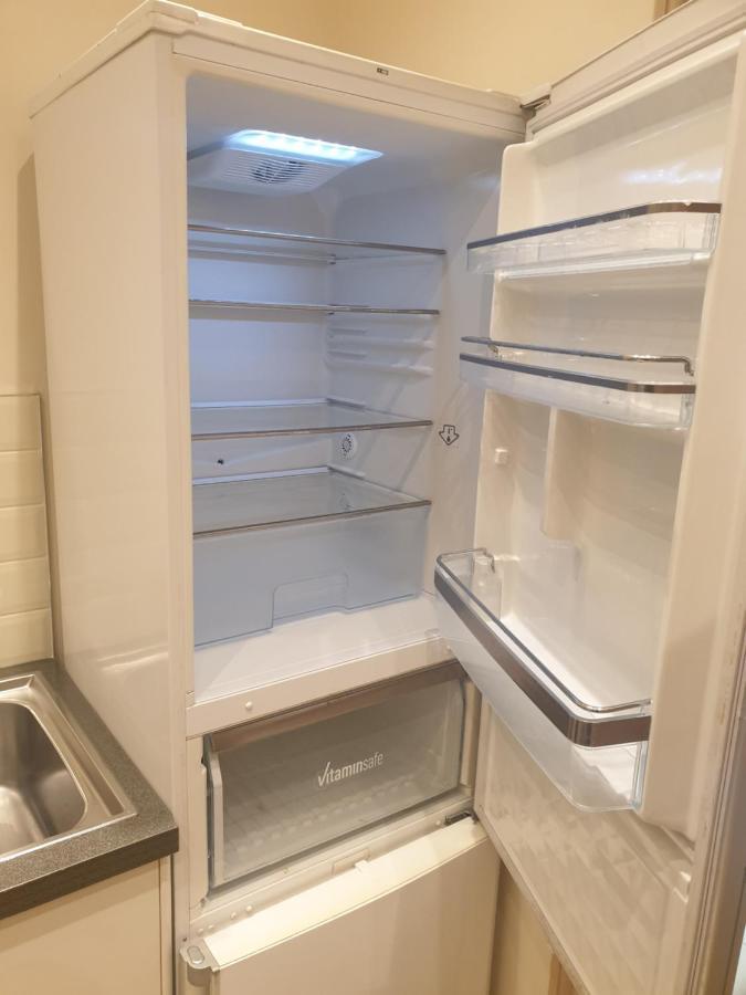 London Luxury Apartments 4 Min Walk From Ilford Station, With Free Parking Free Wifi Exterior photo