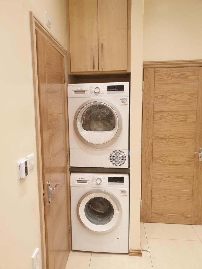 London Luxury Apartments 4 Min Walk From Ilford Station, With Free Parking Free Wifi Exterior photo