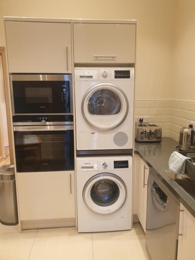 London Luxury Apartments 4 Min Walk From Ilford Station, With Free Parking Free Wifi Exterior photo